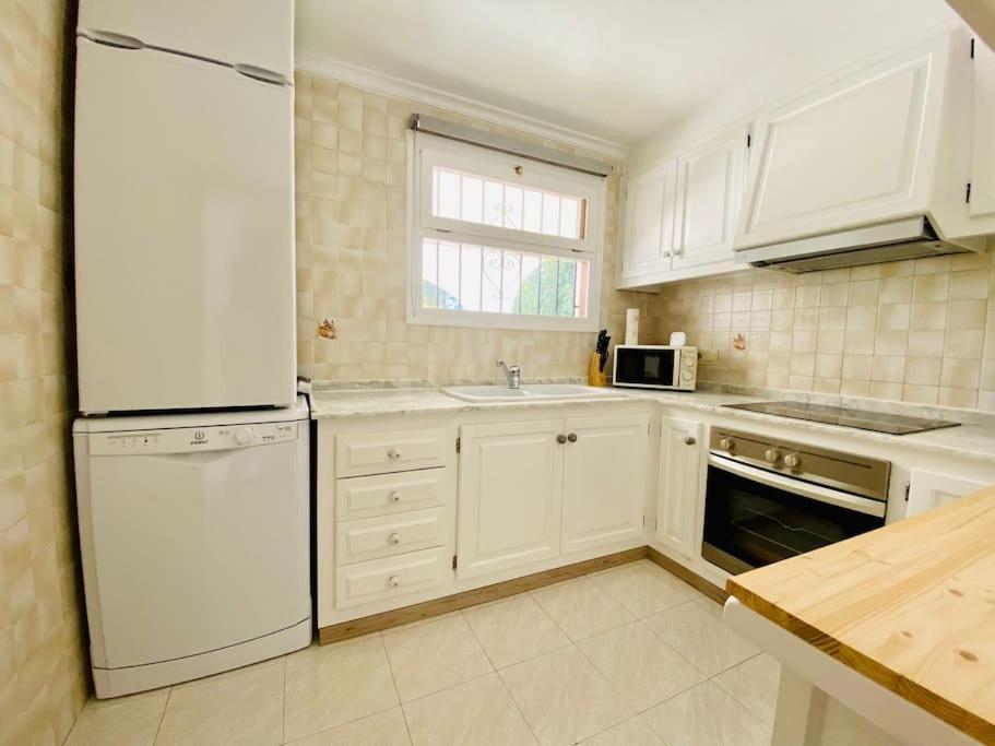 Villa With Private Pool And Close To The Beach Calpe Eksteriør billede
